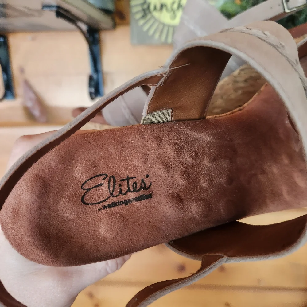 Elites Walking Cradles 💜 NIB Kalinda Suede Leather Tassel Cork Wedge Sandal 12M
